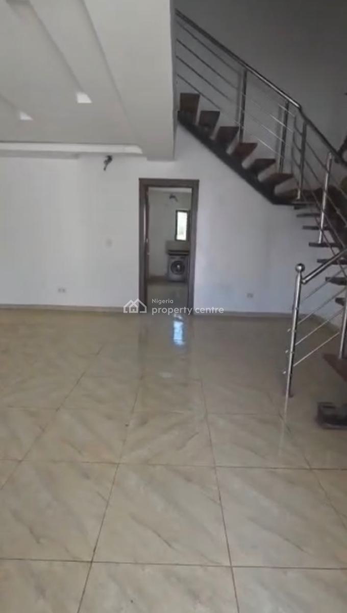 Newly Built 4 Bedroom Terrace with Bq, Lekki Phase 1, Lekki, Lagos, Terraced Duplex for Rent