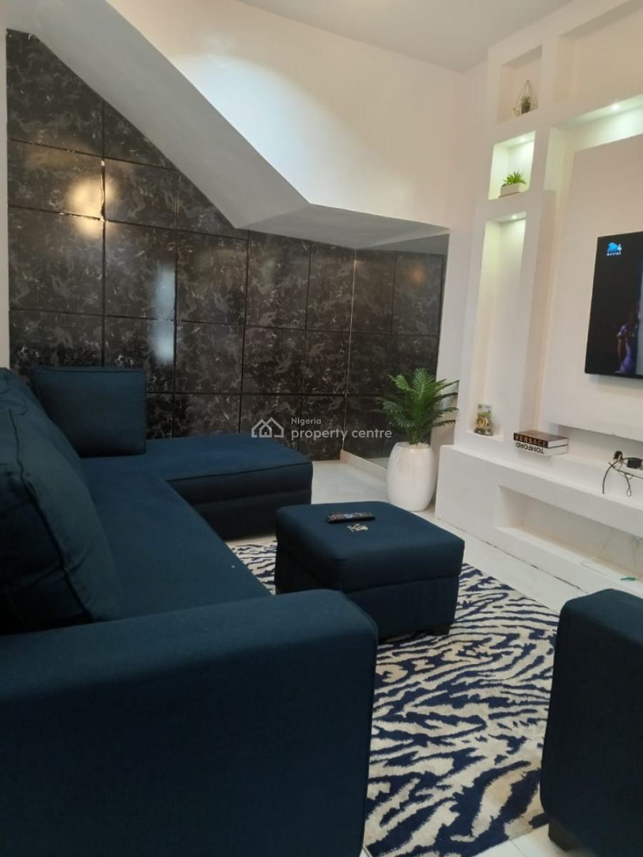 Fully Furnish Mini Flat with Visitor Toilet, Off Admiralty Way, Lekki Phase 1, Lekki, Lagos, Mini Flat (room and Parlour) for Rent