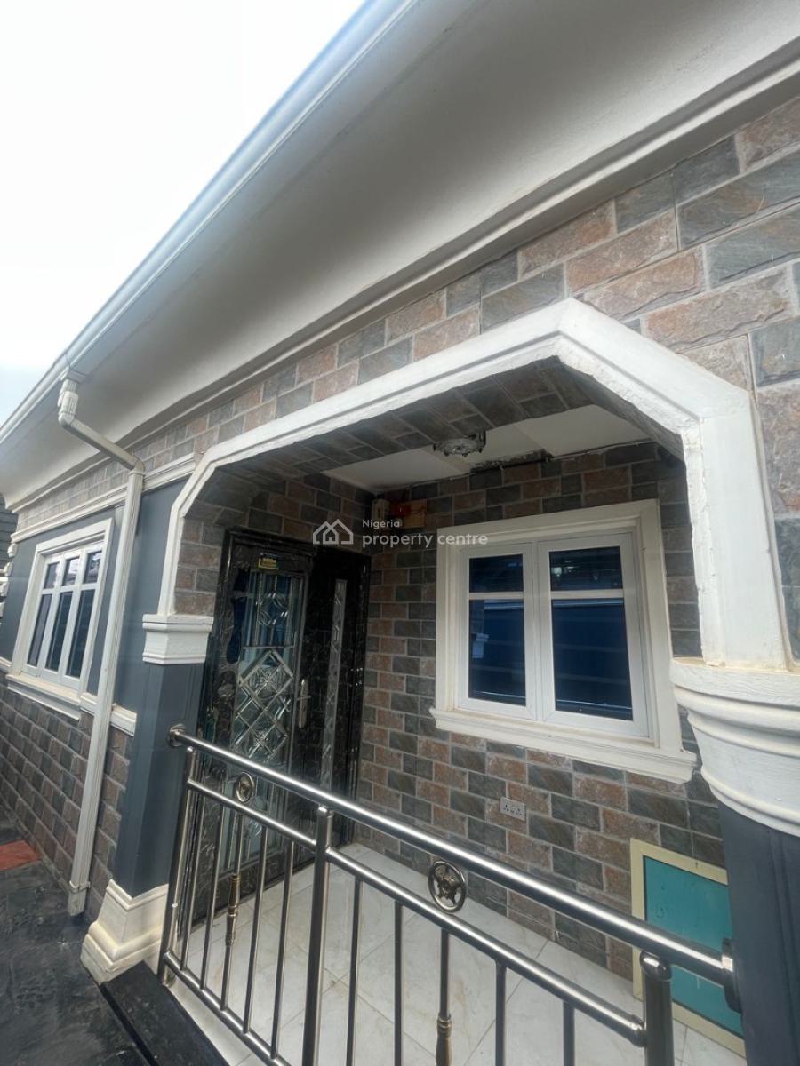 Luxurious 3 Bedrooms Apartment, 4, Singer, Off Anishara, Jurju, Sango Ota, Ogun, Detached Bungalow for Sale