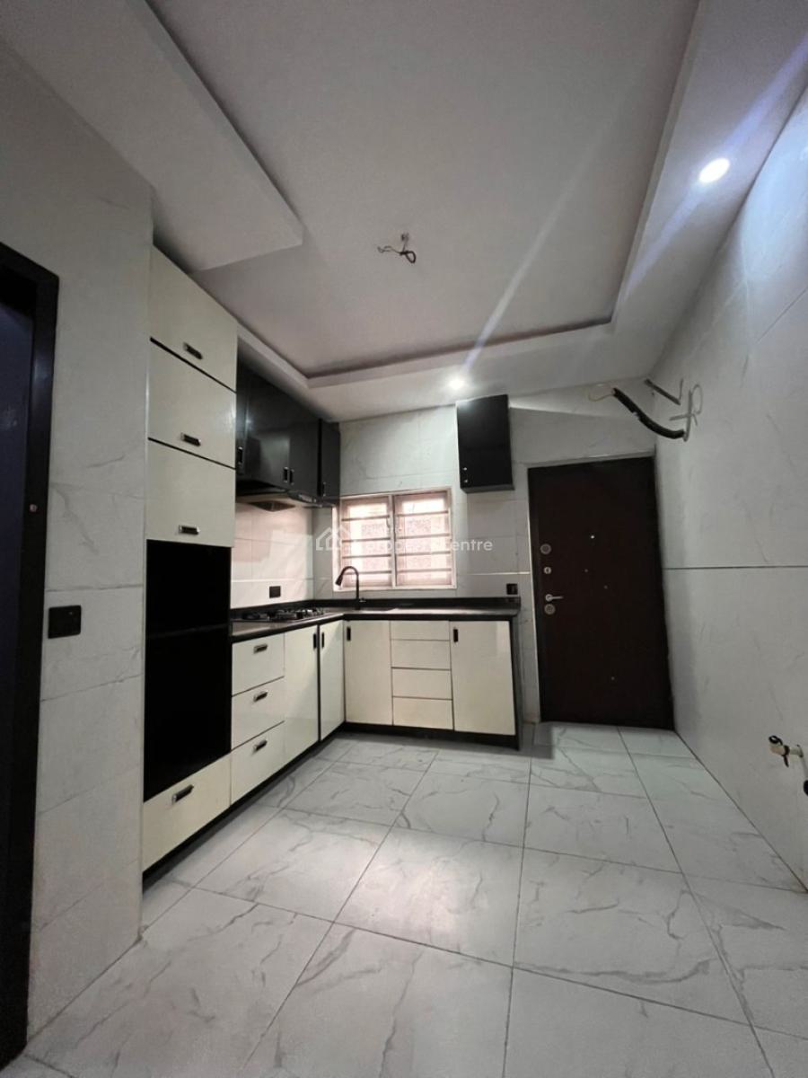 Comforting 3-bedroom Flat Apartment, Addo Road, Ajah, Lekki, Lagos, Flat / Apartment for Rent