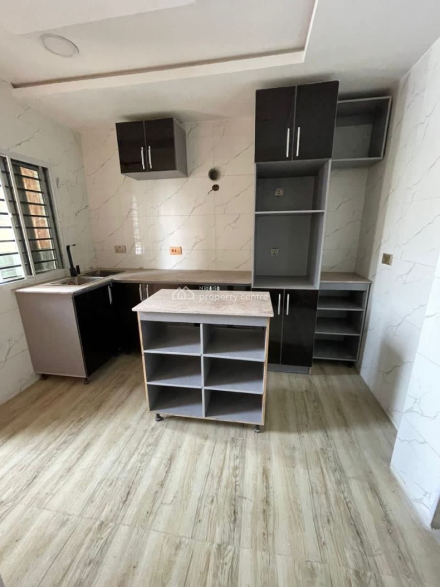 2 Bedroom Apartment with Pool and Bq, Lekki Phase 1, Lekki, Lagos, Flat / Apartment for Sale