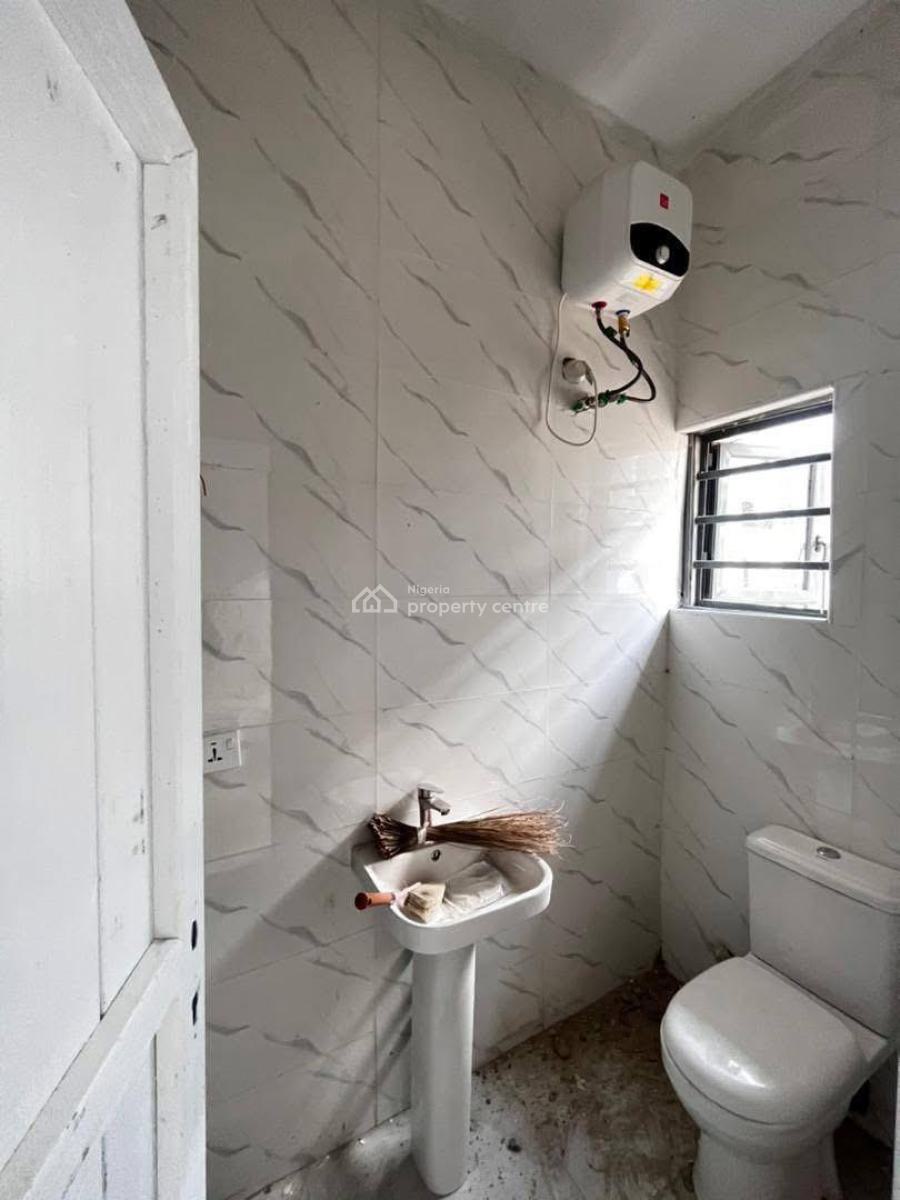 3 Bedroom Apartment, Ikota, Lekki, Lagos, Flat / Apartment for Sale