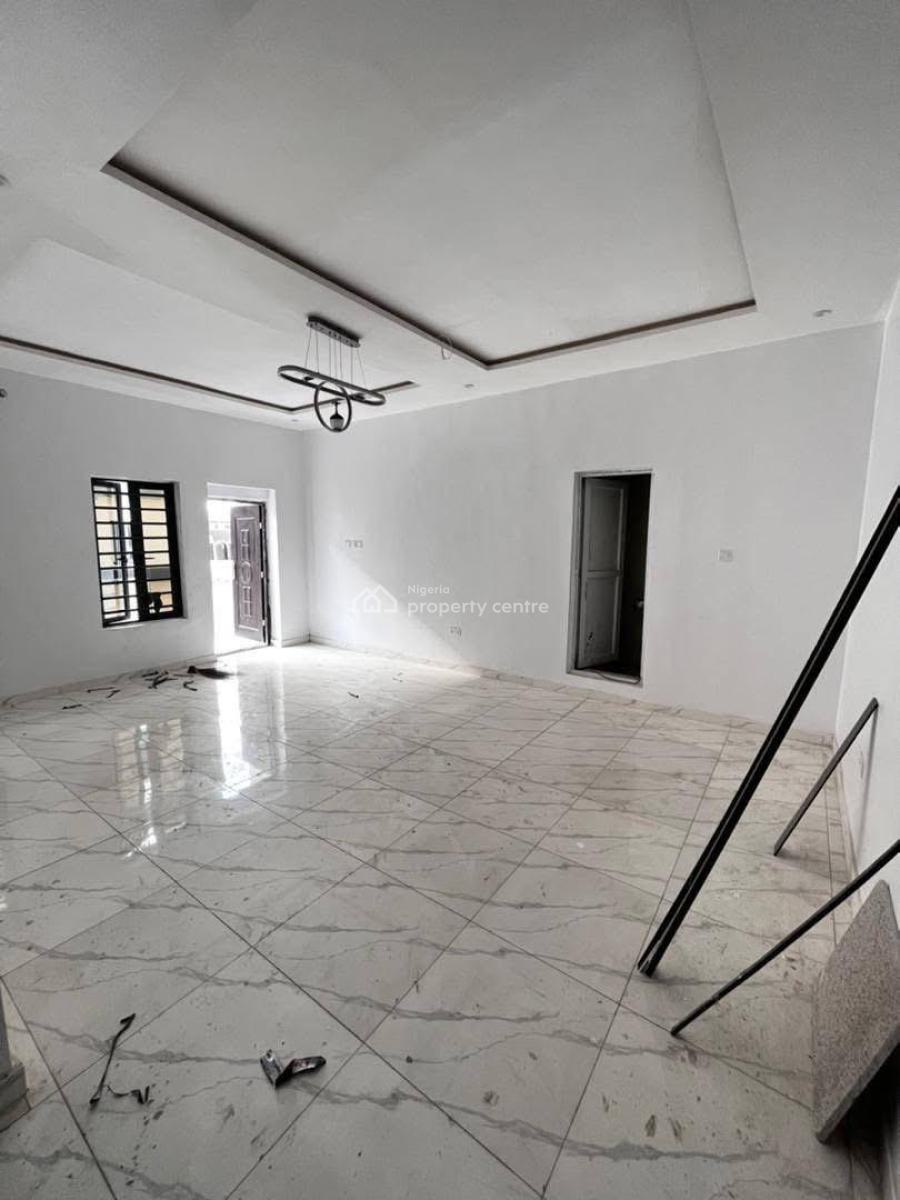 3 Bedroom Apartment, Ikota, Lekki, Lagos, Flat / Apartment for Sale