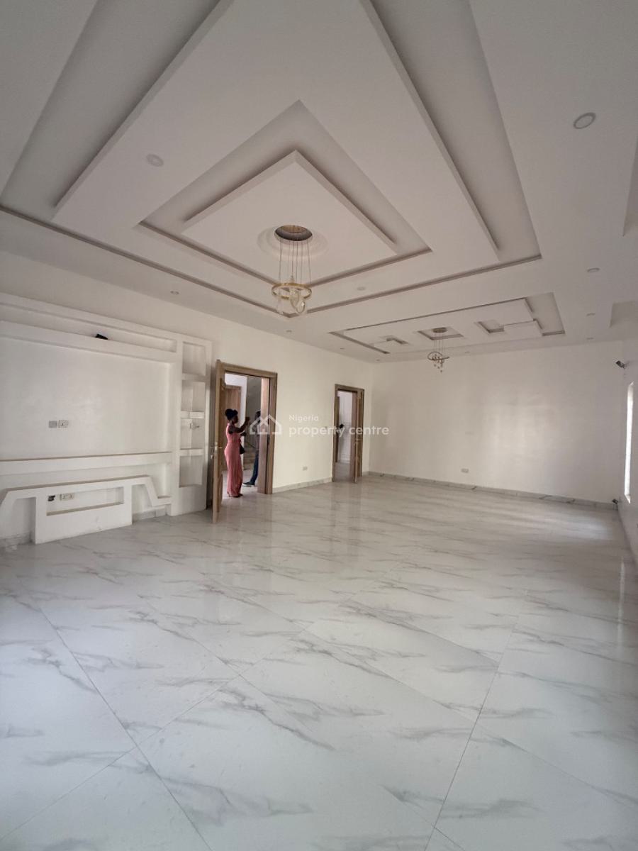 7bedroom Detached Duplex  +2 Bq, Karsana, Karsana, Abuja, Detached Duplex for Sale