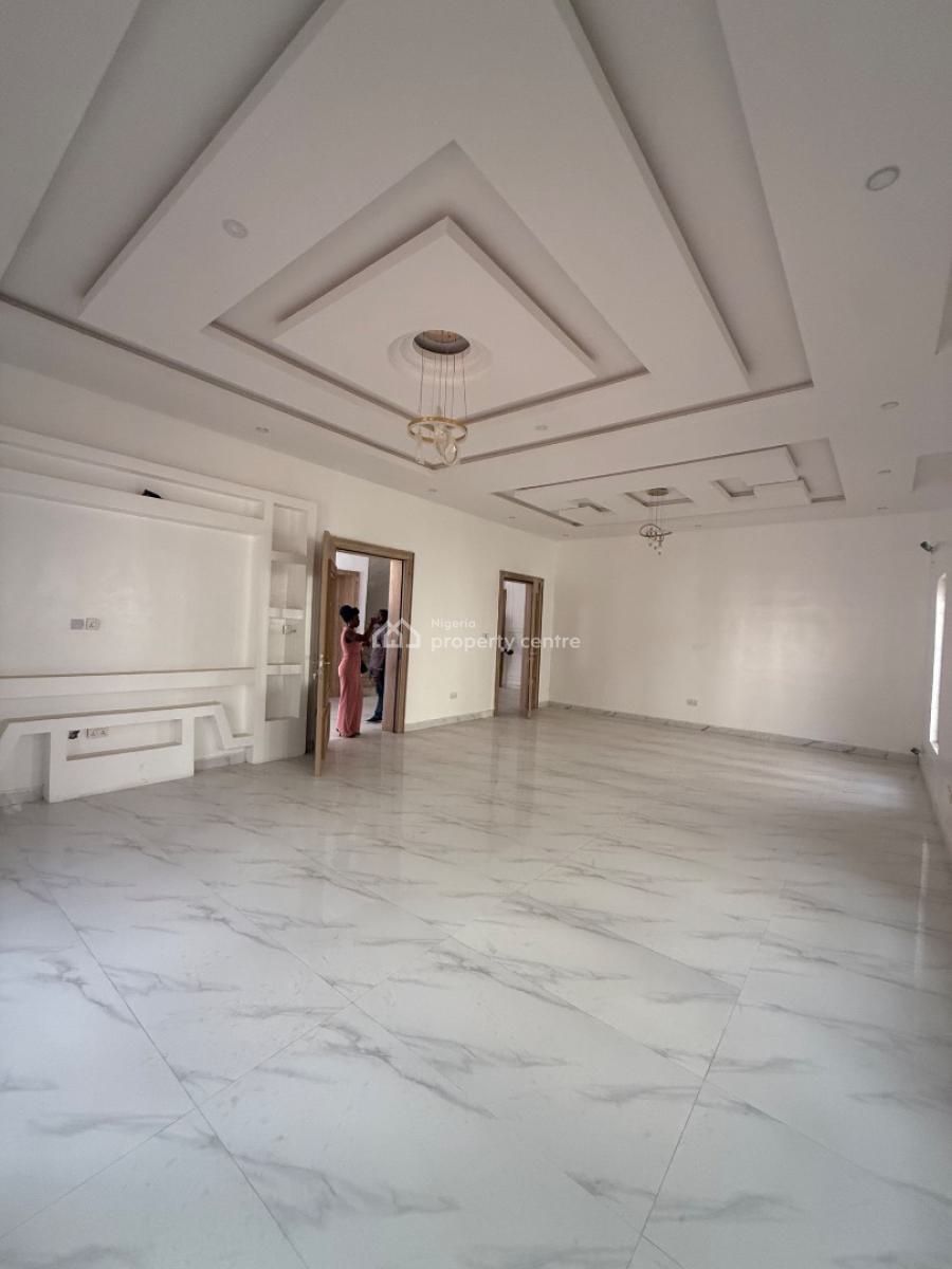 7bedroom Detached Duplex  +2 Bq, Karsana, Karsana, Abuja, Detached Duplex for Sale