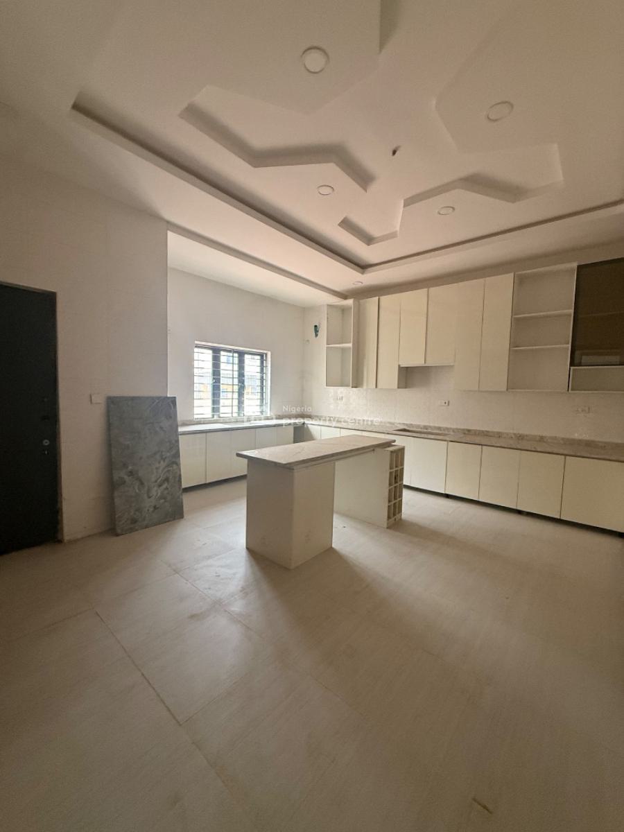 7bedroom Detached Duplex  +2 Bq, Karsana, Karsana, Abuja, Detached Duplex for Sale