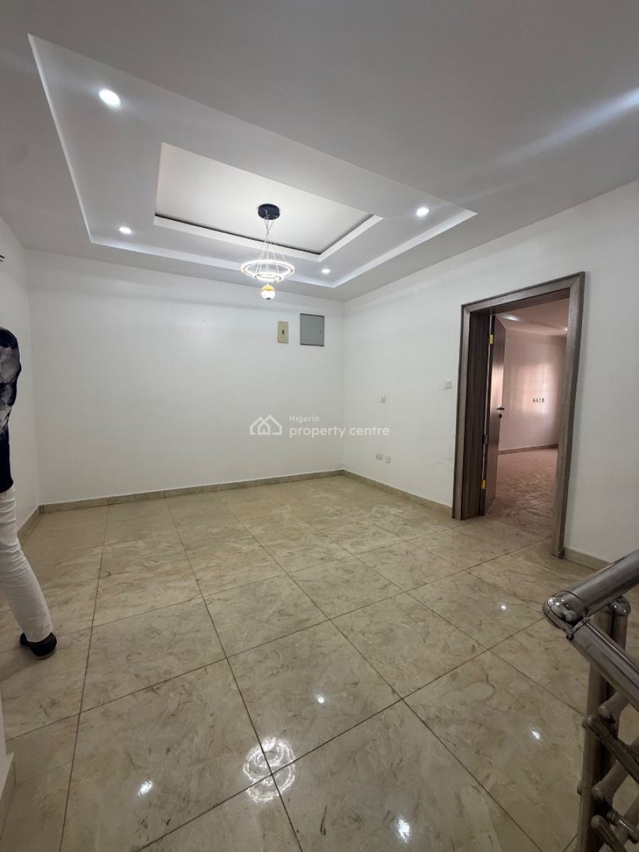 a Newly Built 4bedrooms Terrace Dublex with 1room Bq Location... Jahi, Jahi Gilmore, Jahi, Abuja, Terraced Duplex for Sale