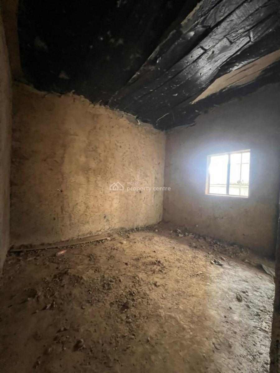 Nice Spacious 4 Bedroom Terrace Duplex, Life Camp, Abuja, Terraced Duplex for Sale