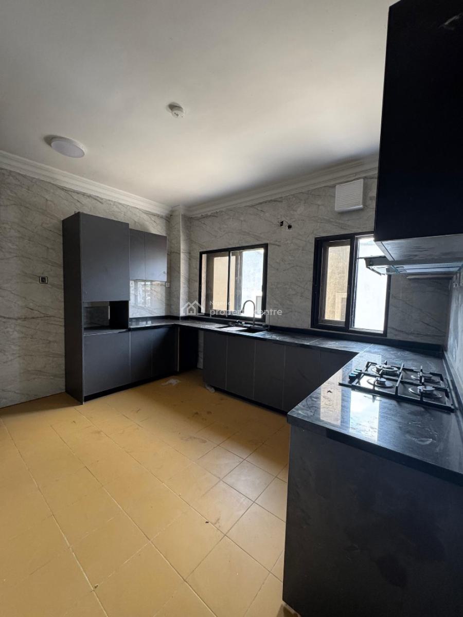 3 Bedroom Flat, Off Admiralty, Lekki Phase 1, Lekki, Lagos, Flat / Apartment for Rent