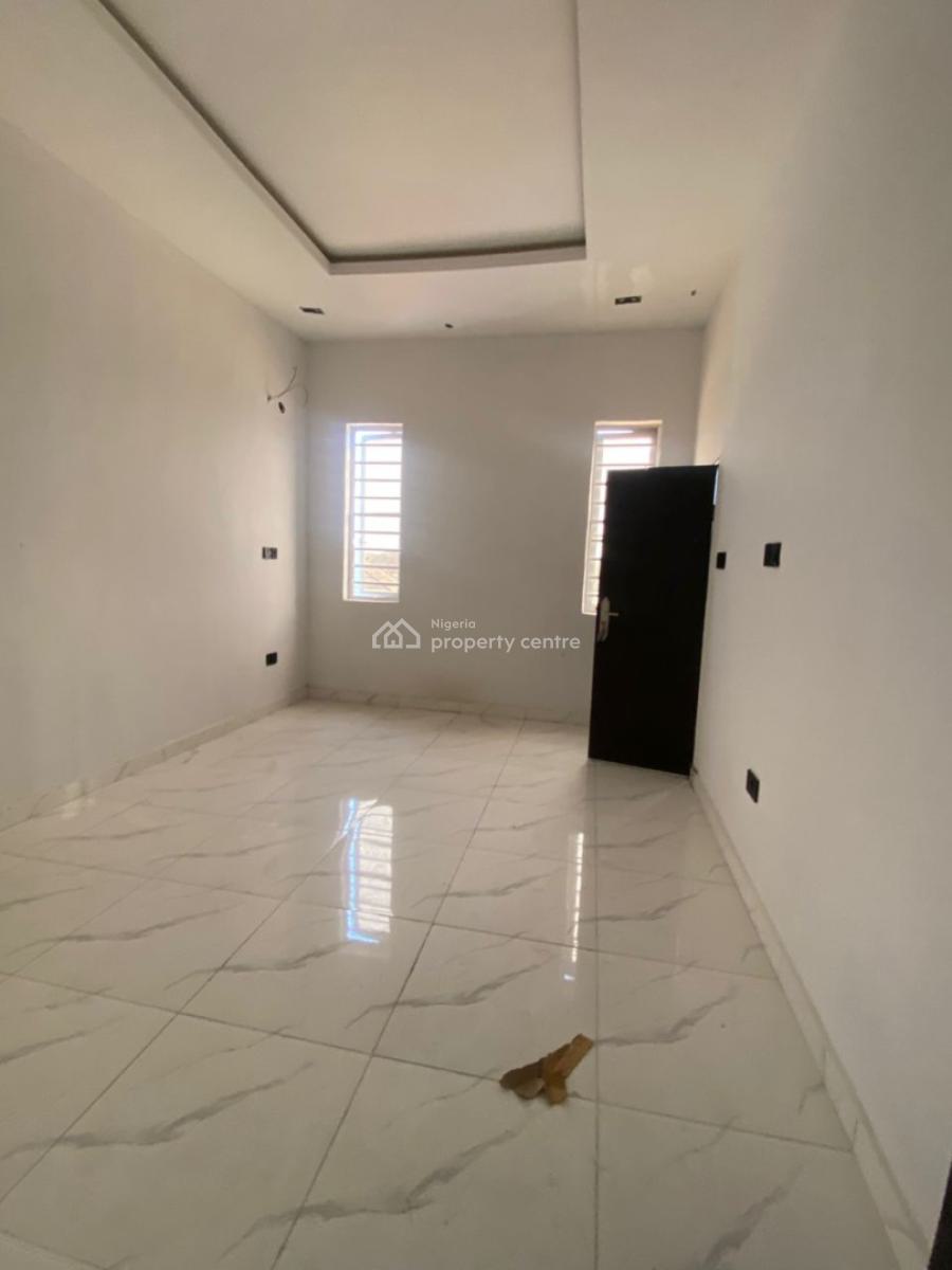 Newly Built Luxury 2 Bedrooms Apartment Upstairs, Sangotedo, Ajah, Lagos, Flat / Apartment for Rent