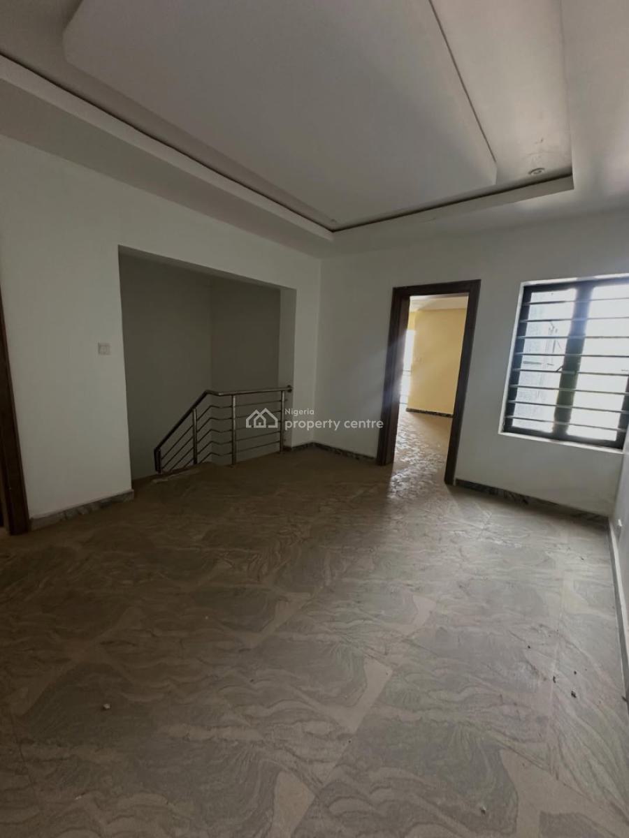 4bedroom Terrace with 2 Living Room and a Bq, Jabi, Abuja, Terraced Duplex for Sale
