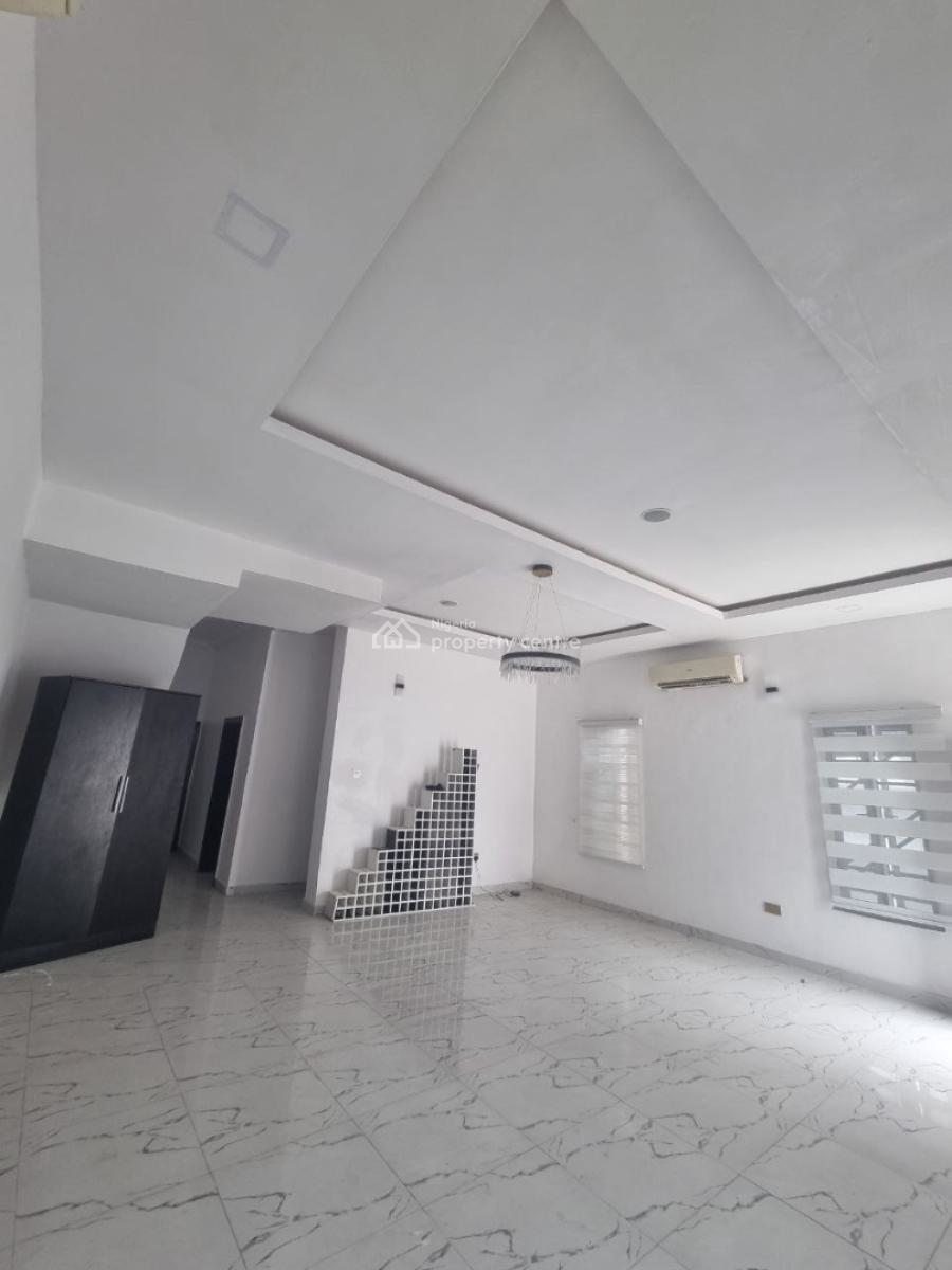 5  Bedroom Detached House with Bq, Osapa, Lekki, Lagos, Detached Duplex for Rent