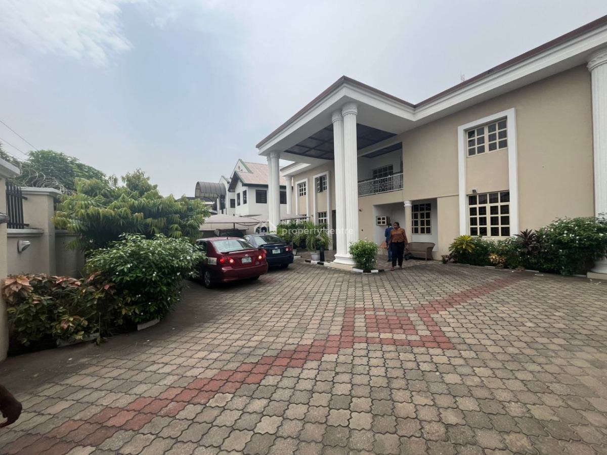 Stand Alone 5 Bedroom House on a 1000 Sqm Land with 2 Room Bq, Adebayo Doherty, Lekki Phase 1, Lekki, Lagos, Detached Duplex for Rent