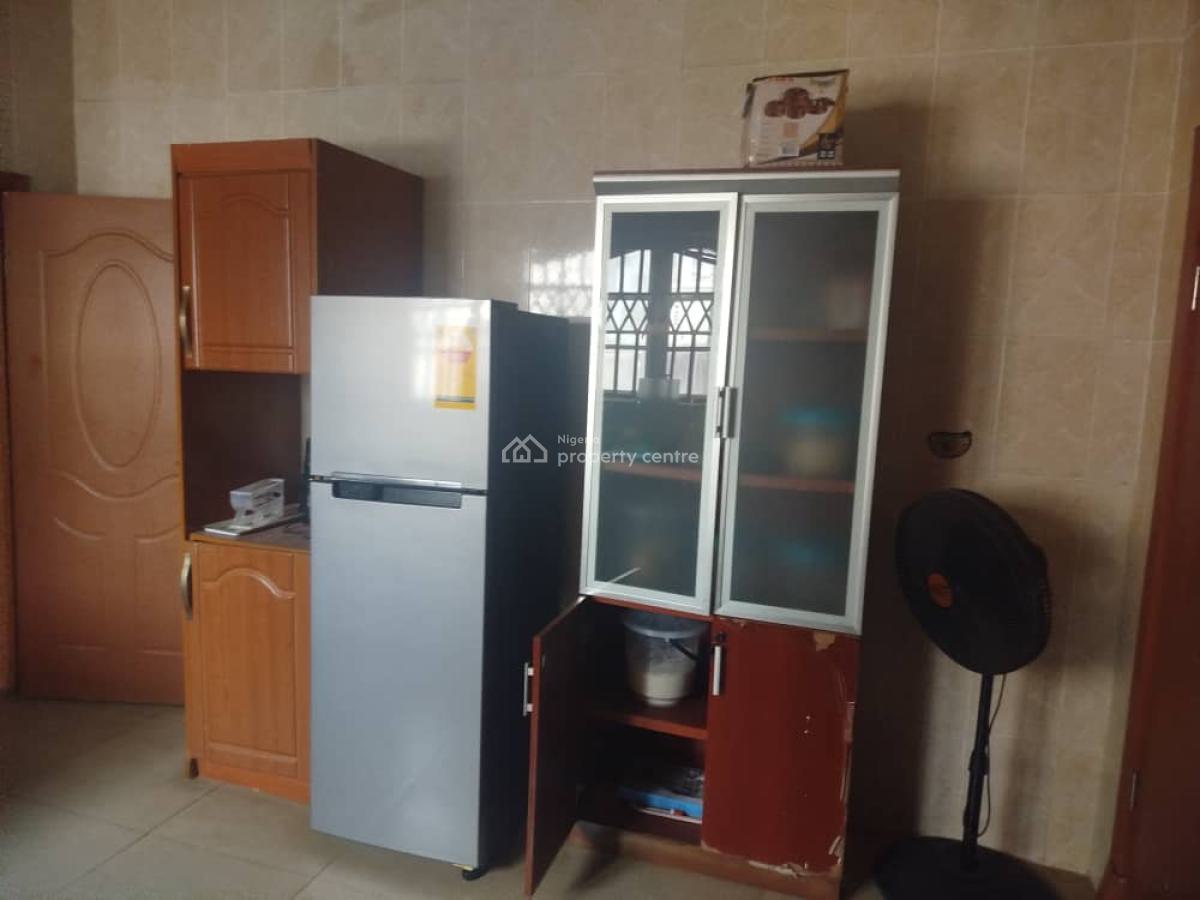 Semi-furnished 3 Bedroom Flat + Bq, Mabushi, Abuja, Flat / Apartment for Rent