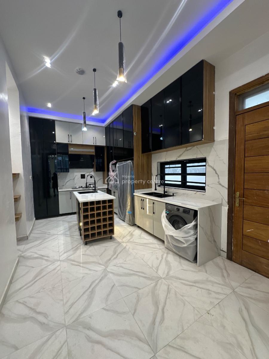Nicely Carved 4 Bedroom Detached Duplex with Bq, Orchid, Lekki, Lagos, Detached Duplex for Sale