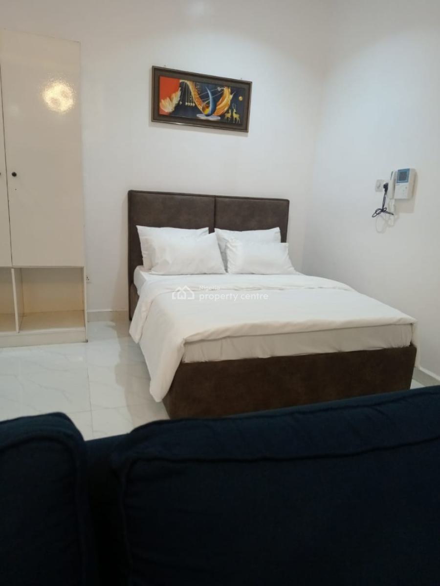 Fully Furnished and Serviced Mini Flat Apartment with 2 Toilets, Off Admiralty, Lekki Phase 1, Lekki, Lagos, Mini Flat (room and Parlour) for Rent