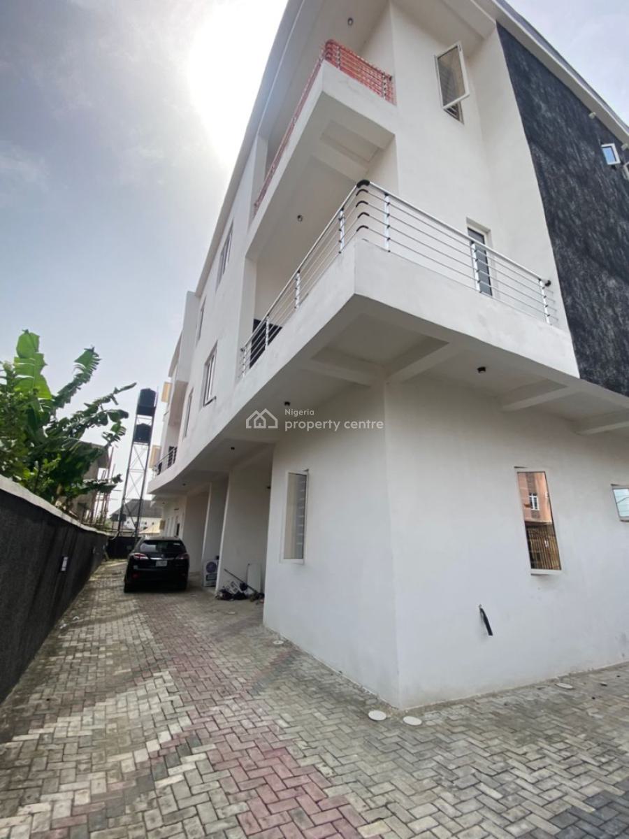 Exquisite Spacious 2 Bedrooms Apartment, Sangotedo, Ajah, Lagos, Flat / Apartment for Rent