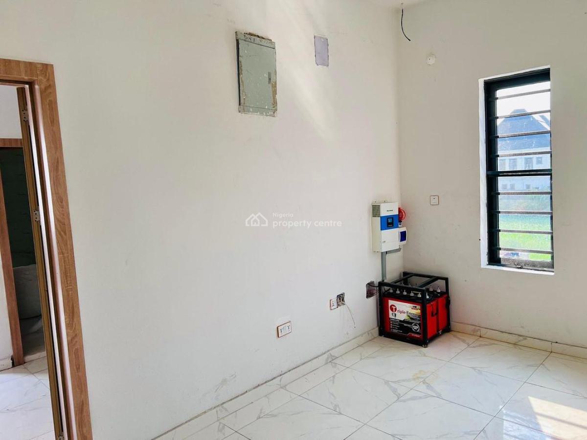 2 Bedroom Apartment, Ikota, Lekki, Lagos, Flat / Apartment for Rent