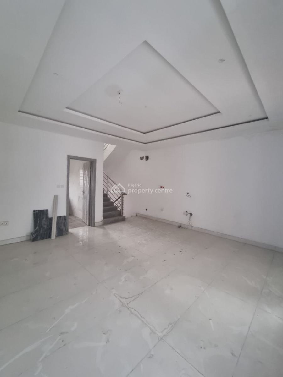 2 Bedroom Apartment, Ologolo, Lekki, Lagos, Flat / Apartment for Sale