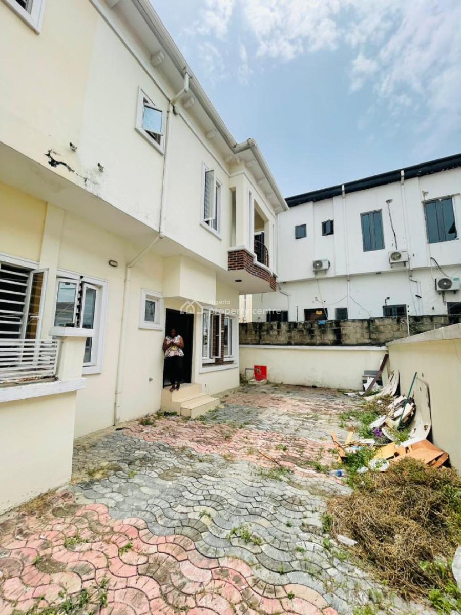4 Bedrom Semi Detached Duplex  with Bq, Lekki, Lagos, Semi-detached Duplex for Rent