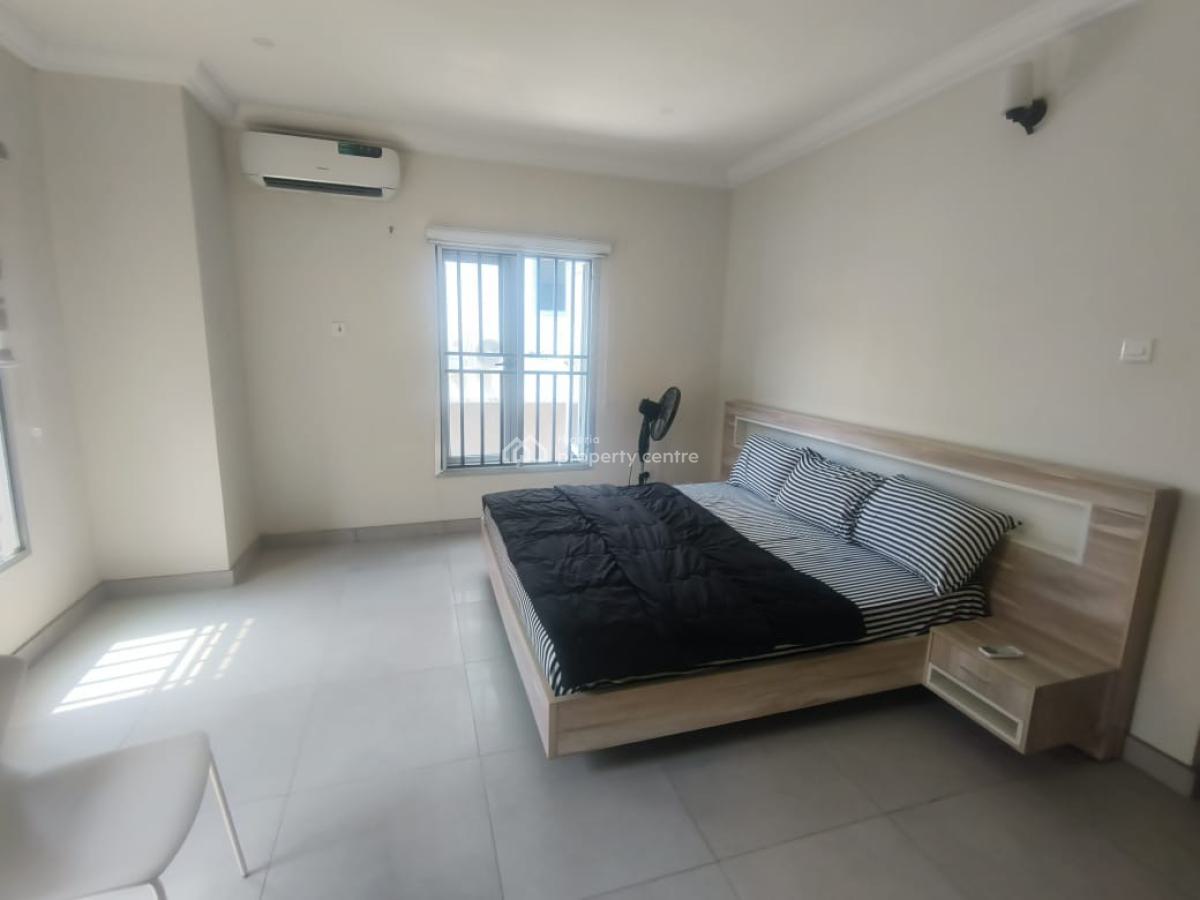Newly Furnished 3 Bedroom Apartment with  Bq, Spg Road, Ologolo, Lekki, Lagos, Flat / Apartment for Rent