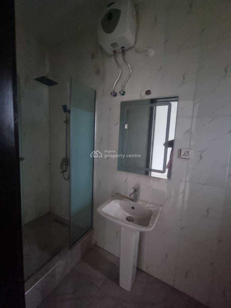 2 Bedroom Apartment, Ologolo, Lekki, Lagos, Flat / Apartment for Rent