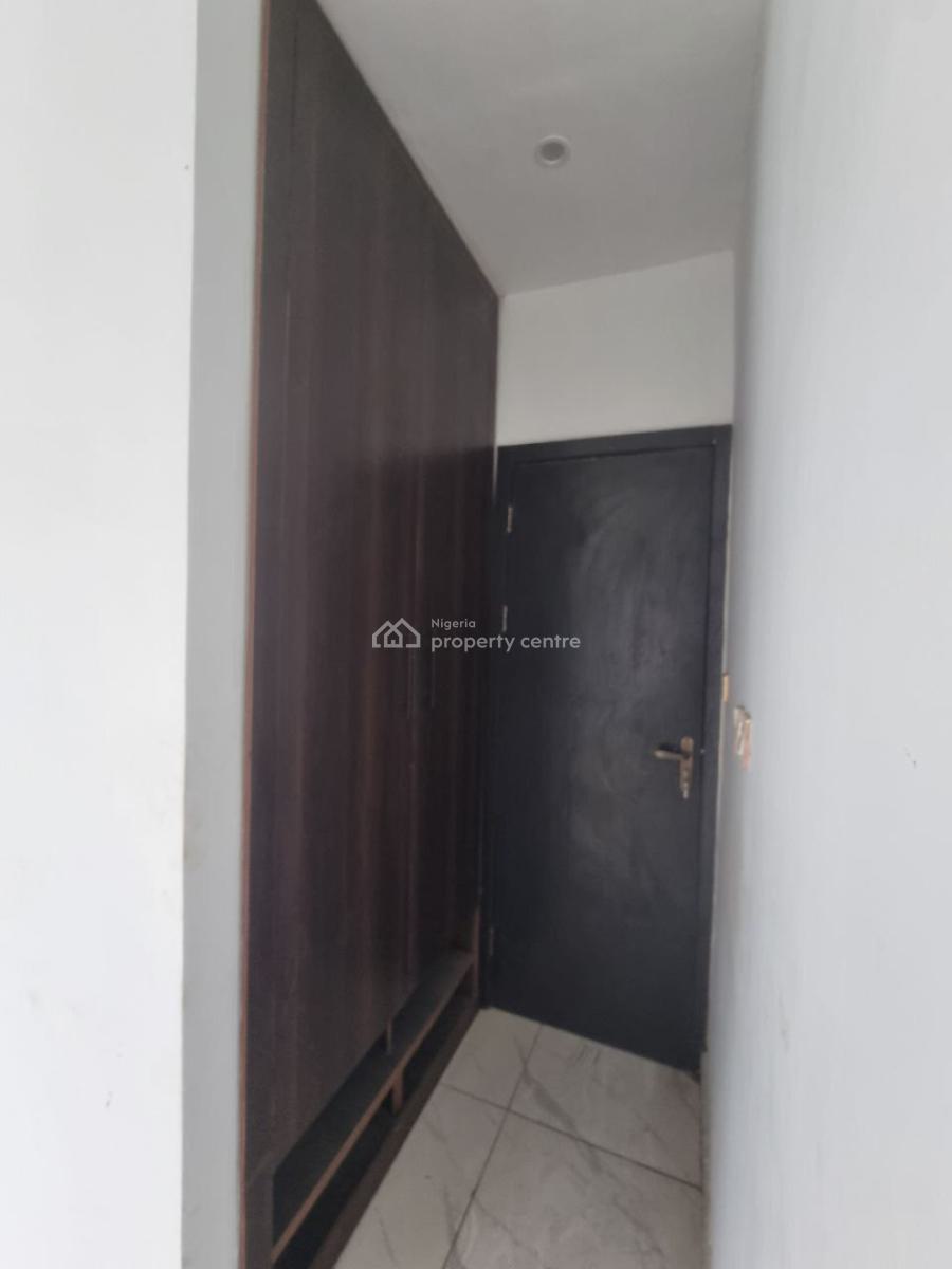 2 Bedroom Apartment, Ologolo, Lekki, Lagos, Flat / Apartment for Rent