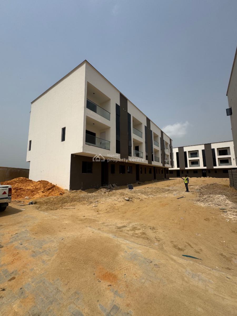 Beautiful Four (4) Bedroom Terraced Duplex, Lekki Phase 1, Lekki, Lagos, Terraced Duplex for Sale