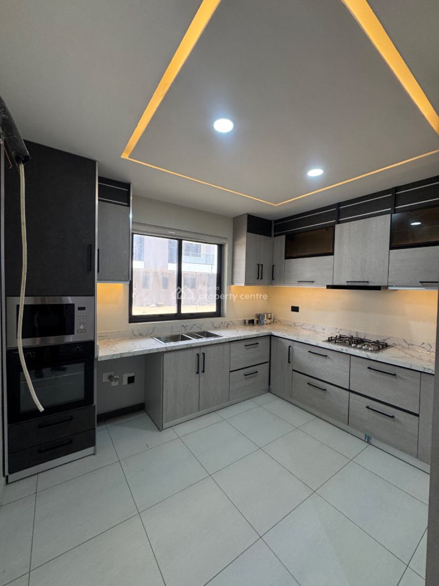 Beautiful Four (4) Bedroom Terraced Duplex, Lekki Phase 1, Lekki, Lagos, Terraced Duplex for Sale