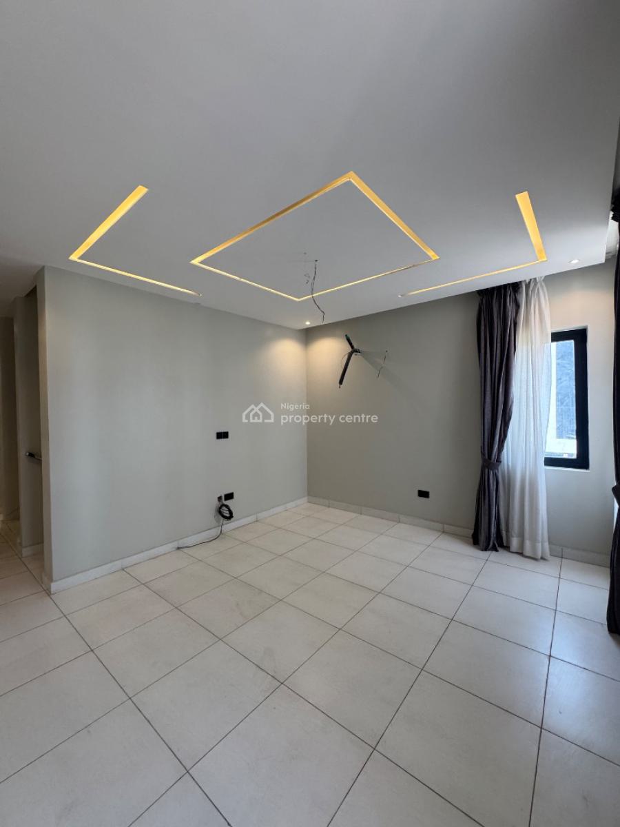 Beautiful Four (4) Bedroom Terraced Duplex, Lekki Phase 1, Lekki, Lagos, Terraced Duplex for Sale