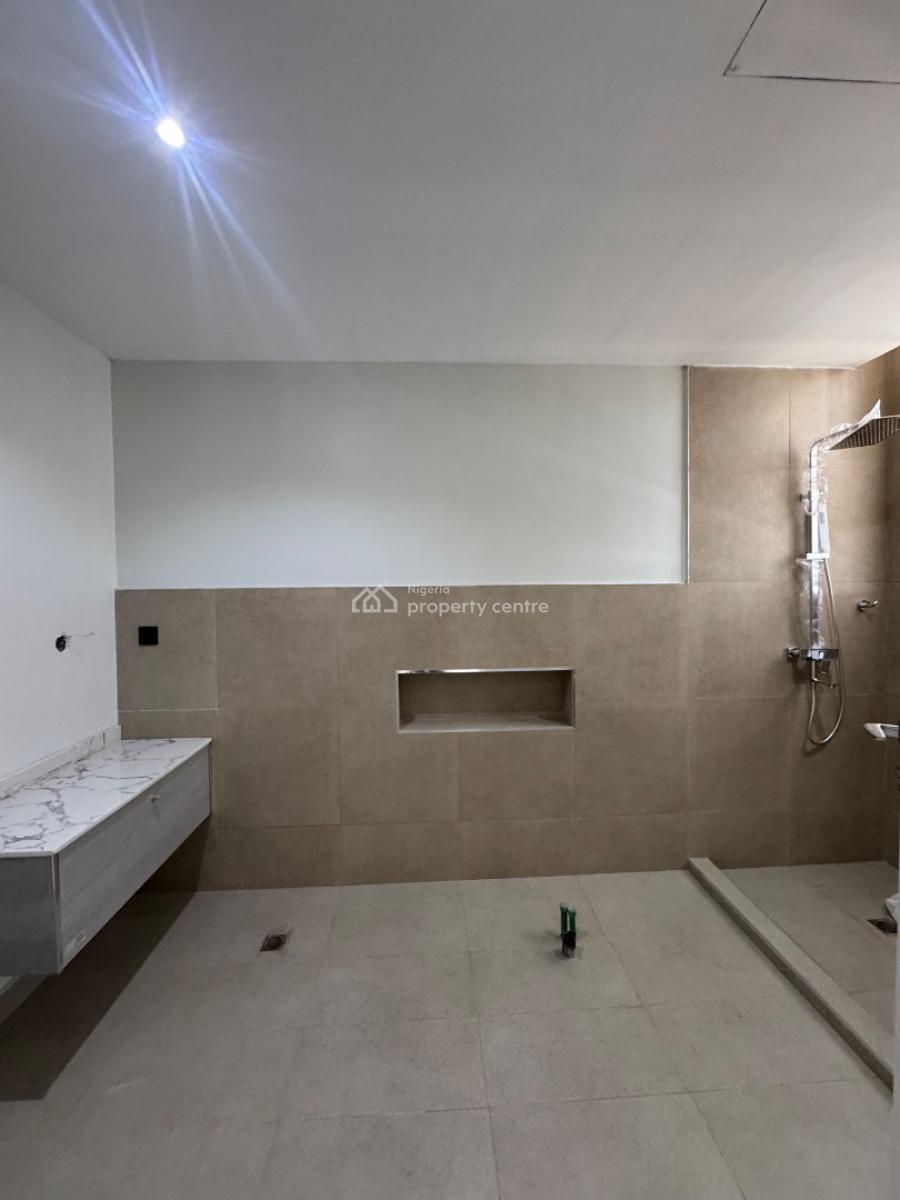 Beautiful Four (4) Bedroom Terraced Duplex, Lekki Phase 1, Lekki, Lagos, Terraced Duplex for Sale