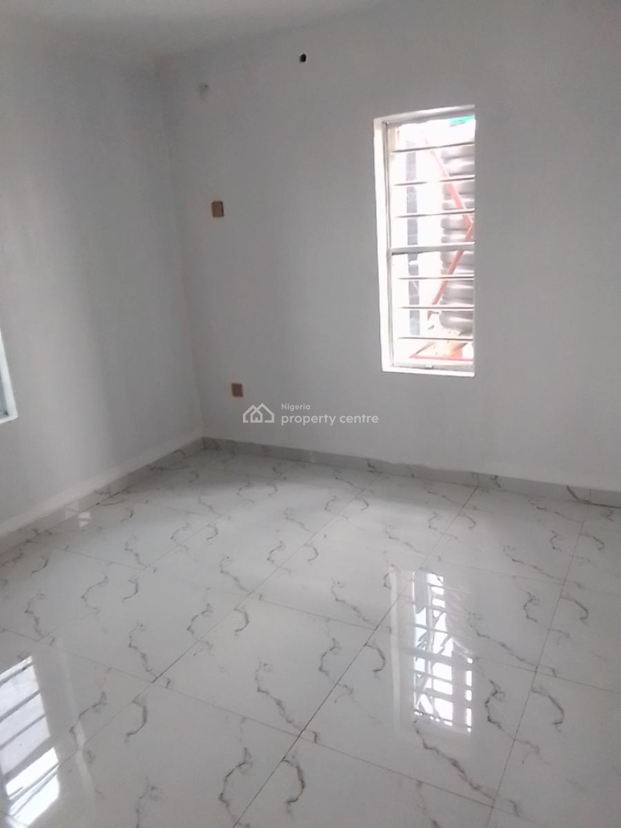 Lovely Miniflat Off Oba Palace, Itire Via Lawanson Road, Off Oba Palace Itire, Via Lawanson Road, Surulere, Lagos, Flat / Apartment for Rent
