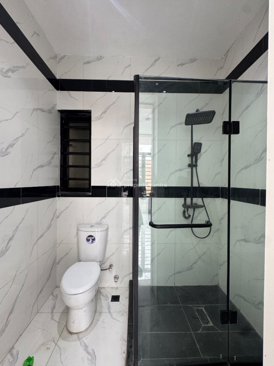 Luxury 2 Bedroom Flat, Freedom Way, Lekki Phase 1, Lekki, Lagos, Flat / Apartment for Sale