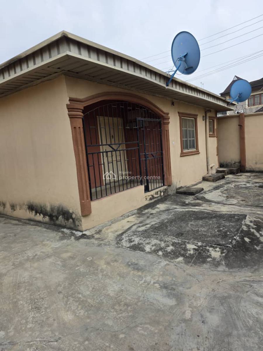 4 Units of 2 Bedrooms Flats and 4 Units of Mini Flats, Valley View Estate, Ebute, Ikorodu, Lagos, Block of Flats for Sale