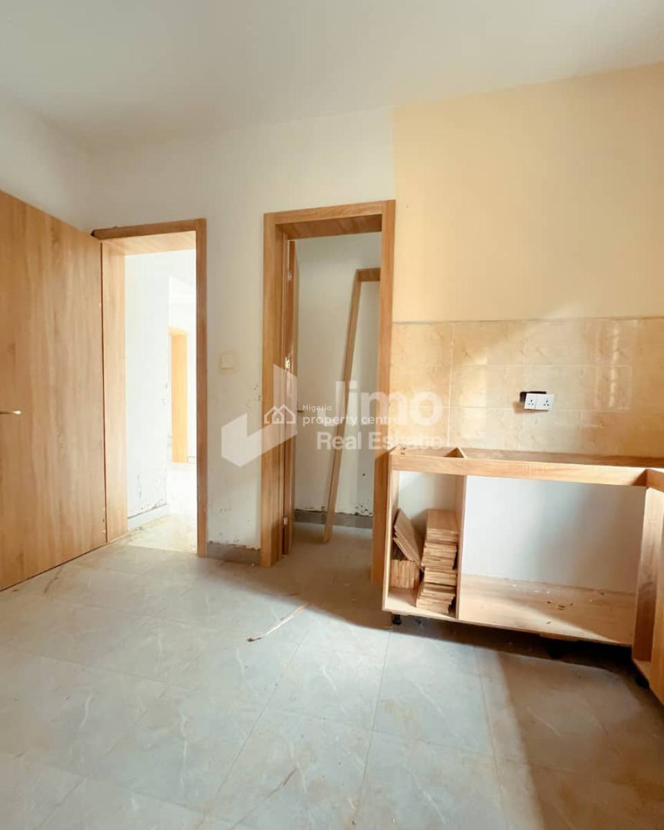 2bedroom Apartmentspacious Rooms  Parking Space  Gated Compound  Seren, Akoka, Yaba, Lagos, Flat / Apartment for Sale