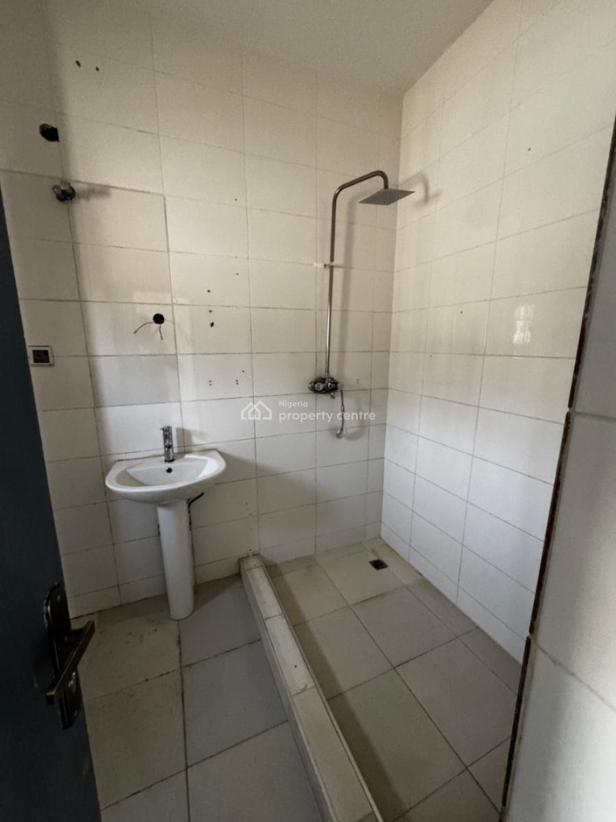 Newly Built Spacious and En-suite 3 Bedrooms Apartment, By Gilmor, Jahi, Abuja, Flat / Apartment for Rent