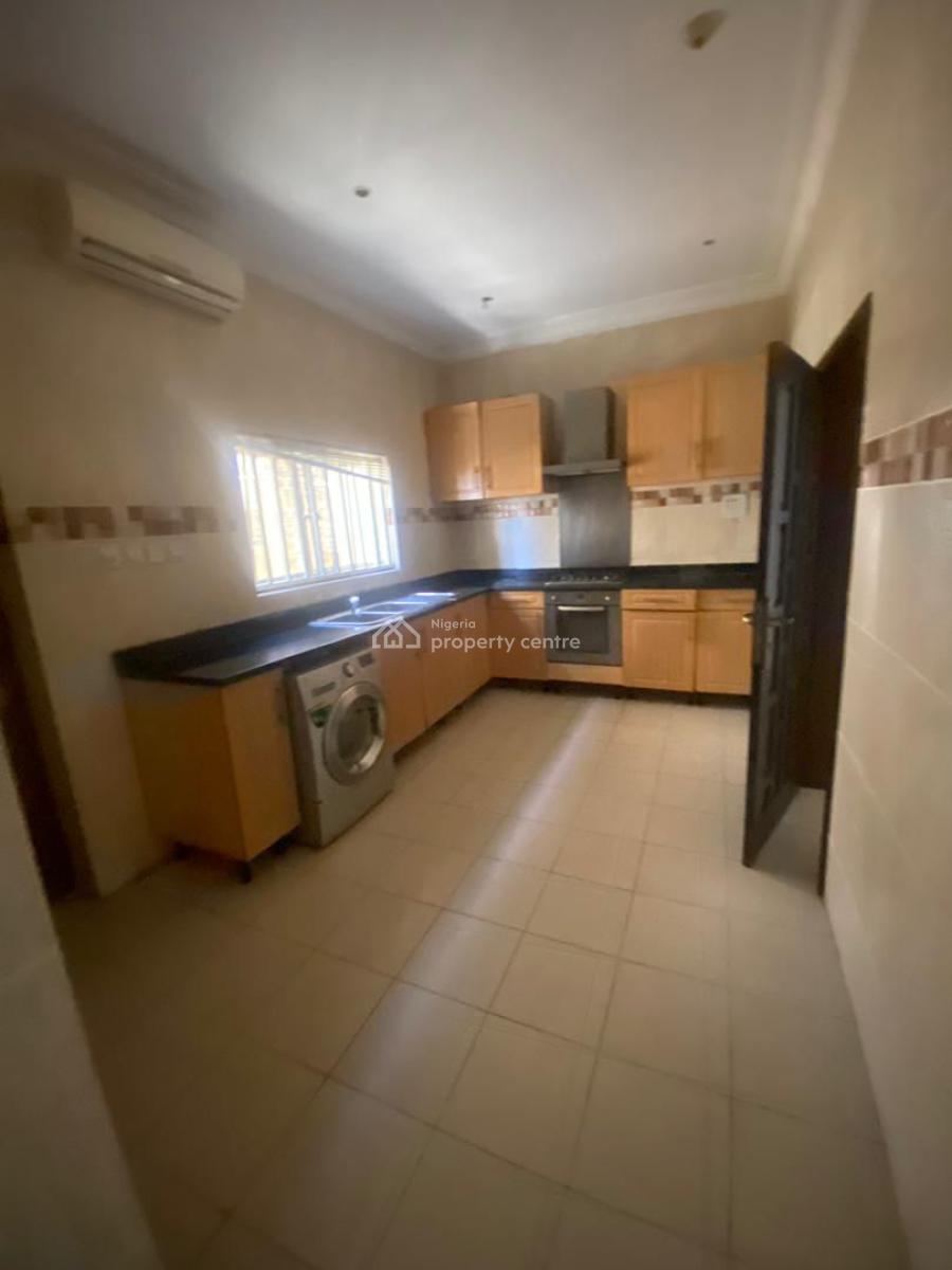 3-bedroom Apartment +bq in Lekki, Lekki Phase 1, Lekki, Lagos, Flat / Apartment for Rent