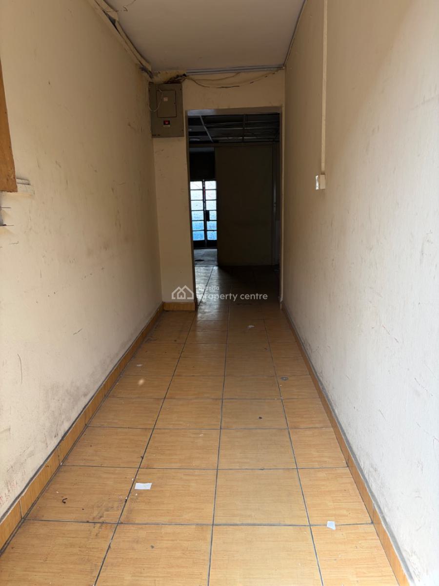 Four (4) Bedroom Office Space, Toyin Street, Ikeja, Lagos, Flat / Apartment for Rent
