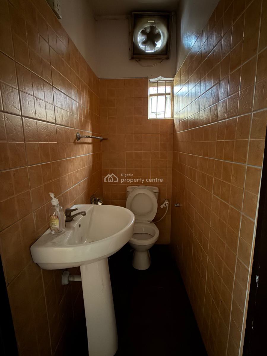 Four (4) Bedroom Office Space, Toyin Street, Ikeja, Lagos, Flat / Apartment for Rent