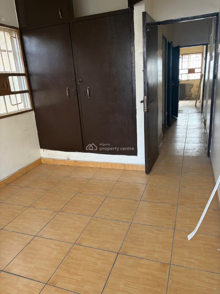 Four (4) Bedroom Office Space, Toyin Street, Ikeja, Lagos, Flat / Apartment for Rent