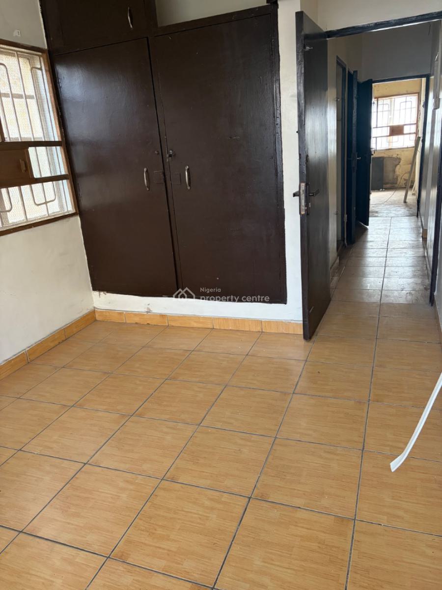 Four (4) Bedroom Office Space, Toyin Street, Ikeja, Lagos, Flat / Apartment for Rent
