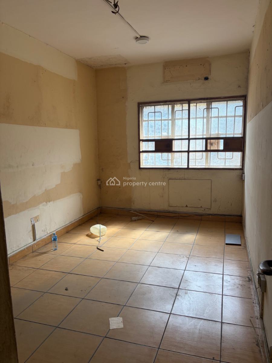 Four (4) Bedroom Office Space, Toyin Street, Ikeja, Lagos, Flat / Apartment for Rent