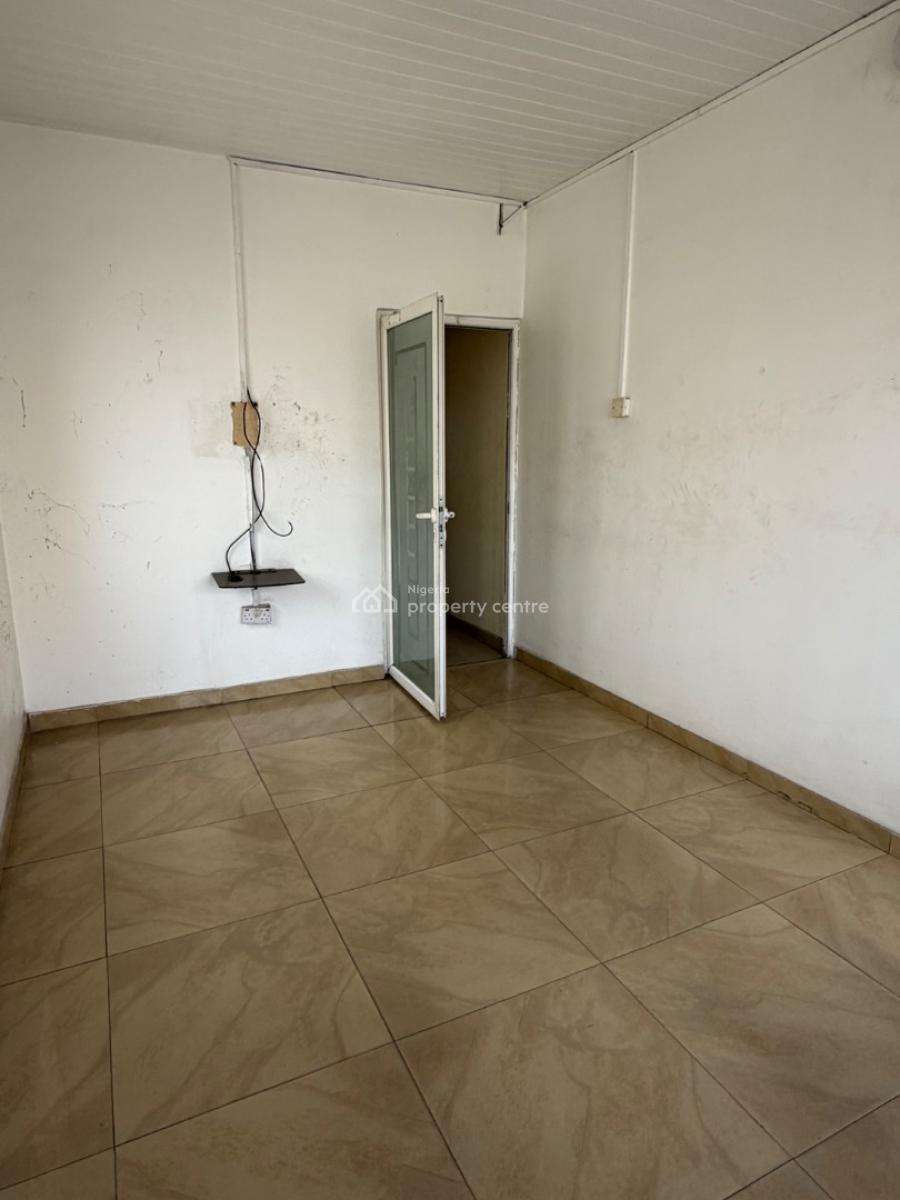 Four (4) Bedroom Office Space, Toyin Street, Ikeja, Lagos, Flat / Apartment for Rent