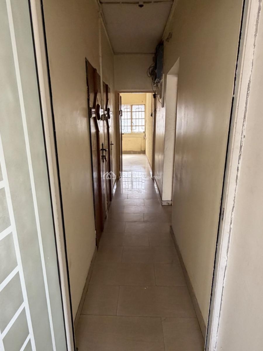 Four (4) Bedroom Office Space, Toyin Street, Ikeja, Lagos, Flat / Apartment for Rent