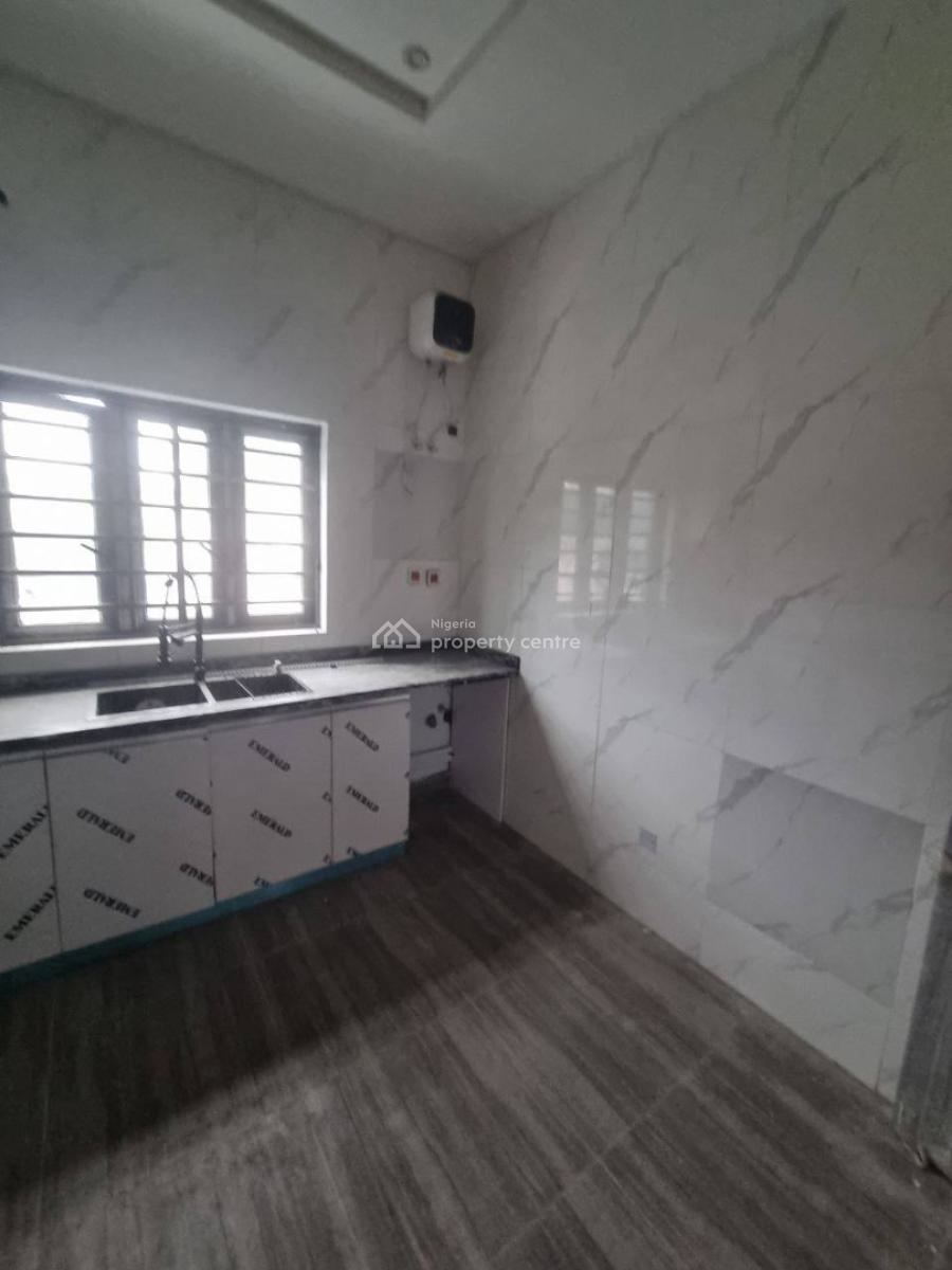 3 Bedroom Apartment, Ologolo, Lekki, Lagos, Flat / Apartment for Rent