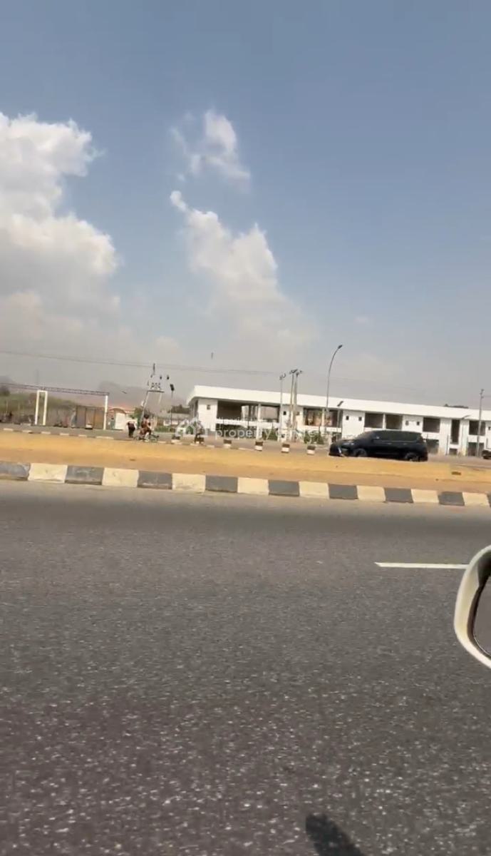 a Prime Land Occupying 700sqm, Admiralty Estate Asokoro, Abuja., Asokoro District, Abuja, Land for Sale