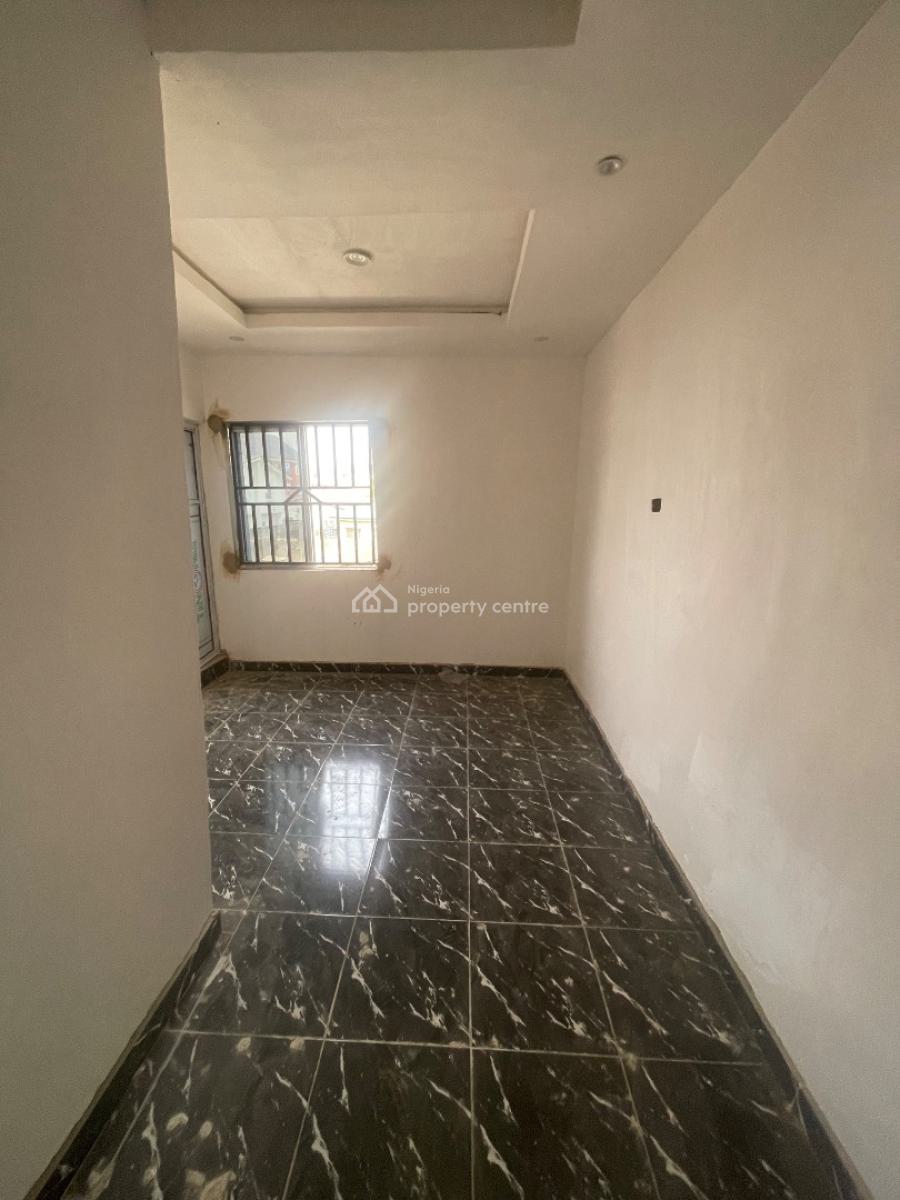 Newly Built Self Contain, Fola Agoro, Yaba, Lagos, Self Contain (single Rooms) for Rent