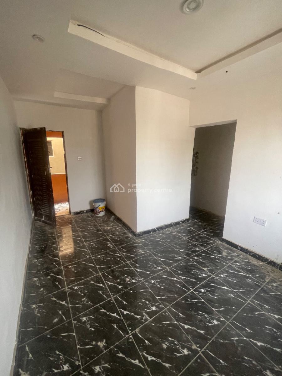 Newly Built Self Contain, Fola Agoro, Yaba, Lagos, Self Contain (single Rooms) for Rent