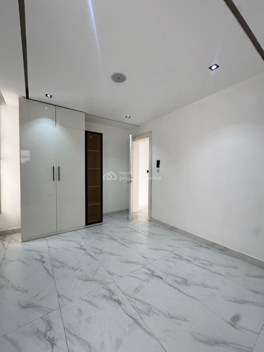 Luxury 2 Bedroom Apartment, Freedom Way, Lekki Phase 1, Lekki, Lagos, Flat / Apartment for Sale