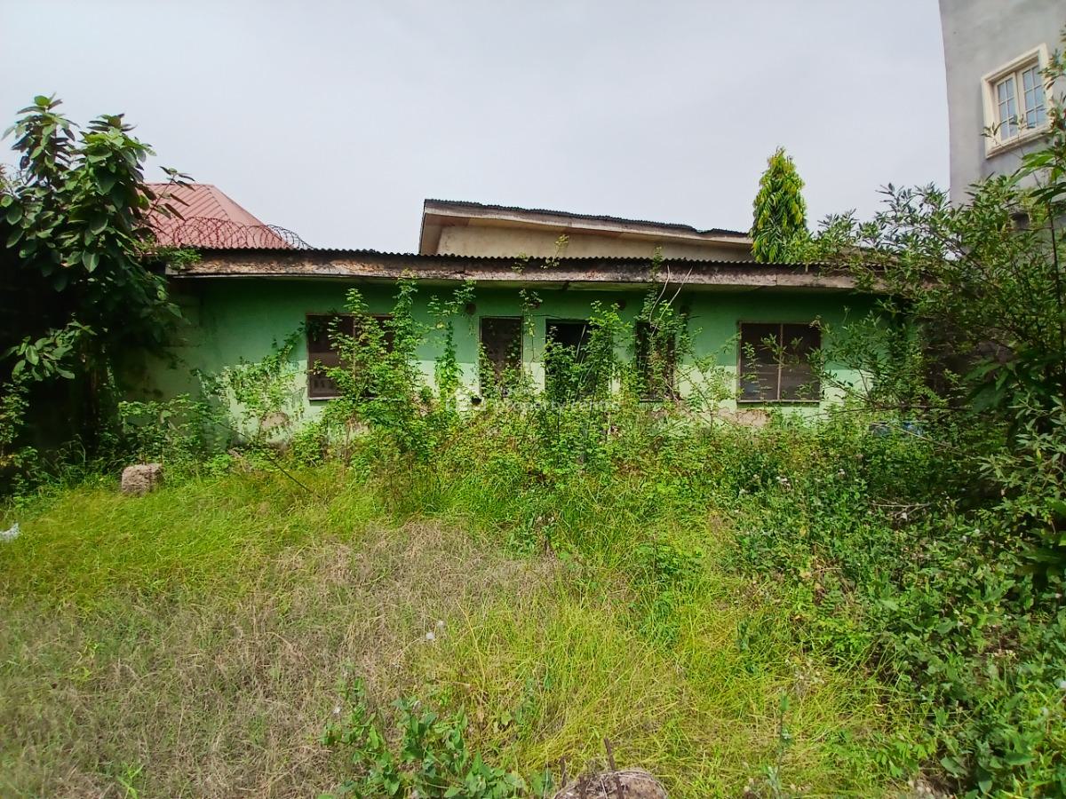 Land Measuring 330sqm with Bungalow, Ado Road, Ajah, Lagos, Detached Bungalow for Sale